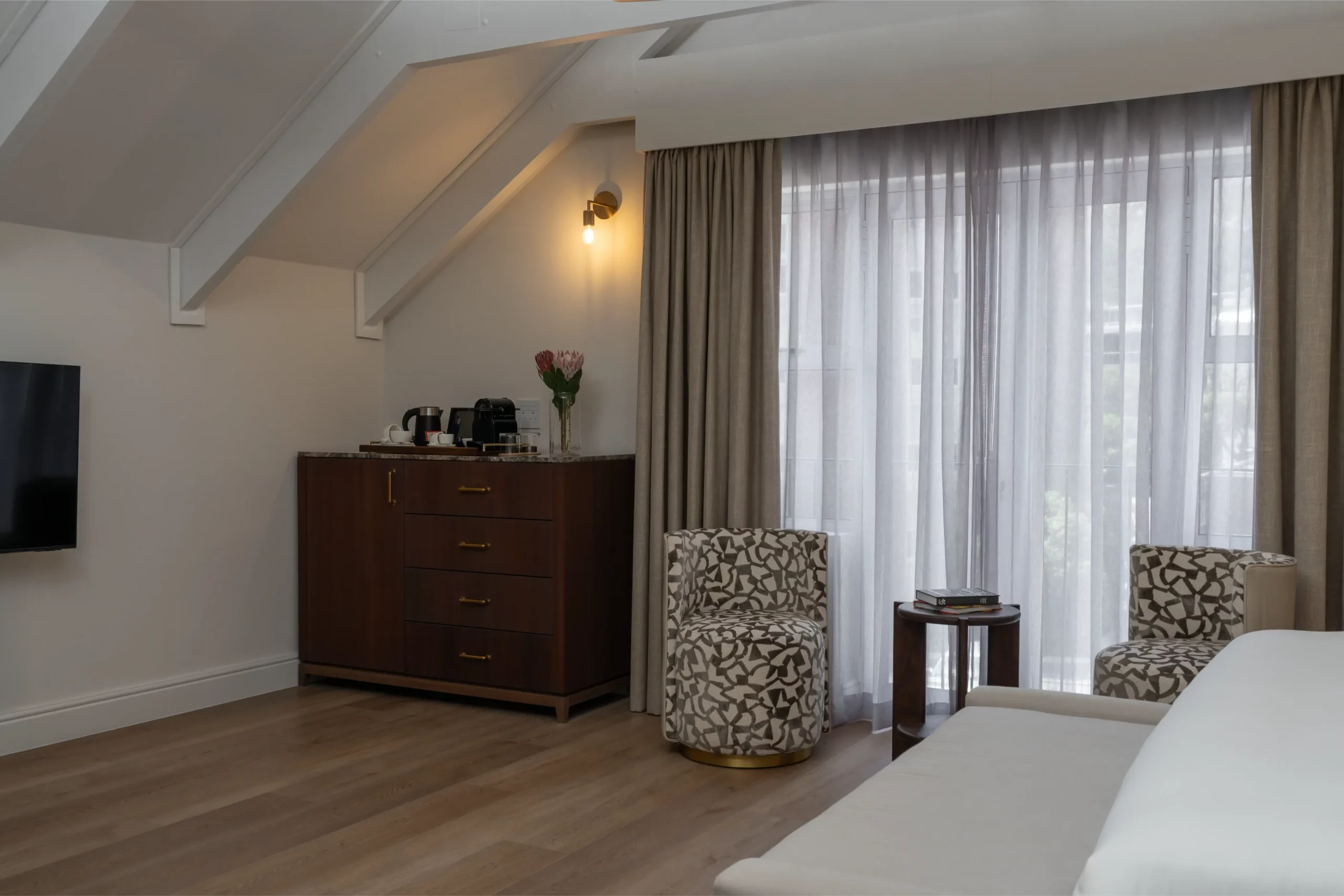 Guest House by Morea